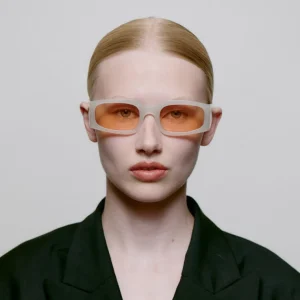 A. KJÆRBEDE Sonnenbrille Alex - Cream Bone