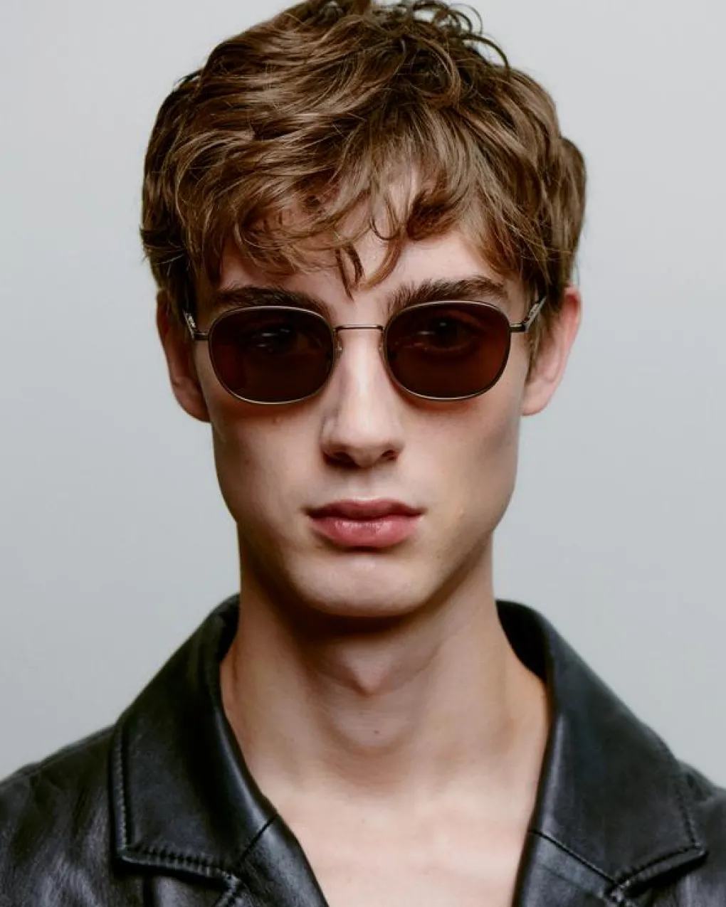 a_kjrbede_sonnenbrille_he_6-1.webp A. KJÆRBEDE Sonnenbrille Hello - Matte Brown