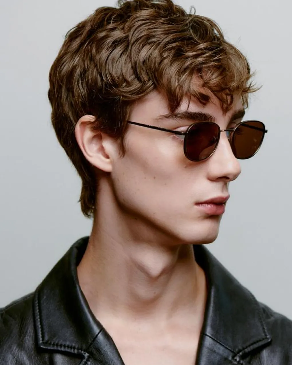 a_kjrbede_sonnenbrille_he_7-1.webp A. KJÆRBEDE Sonnenbrille Hello - Matte Brown