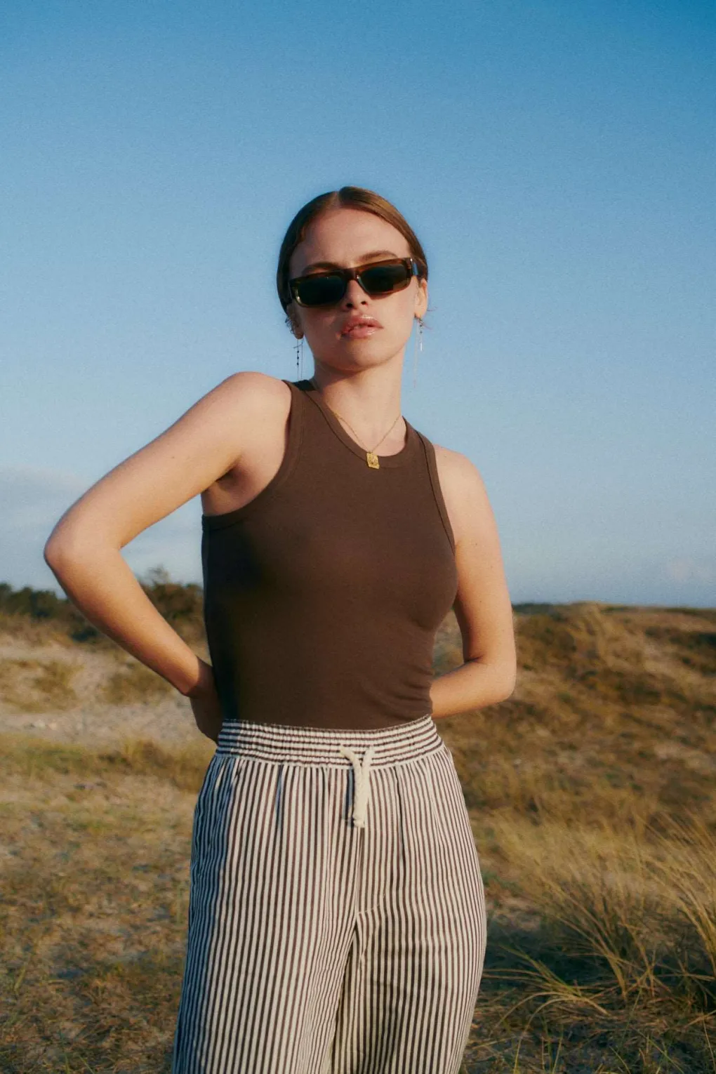 a_kjrbede_sonnenbrille_je_6.webp A. KJÆRBEDE Sonnenbrille Jean - Demi Tortoise