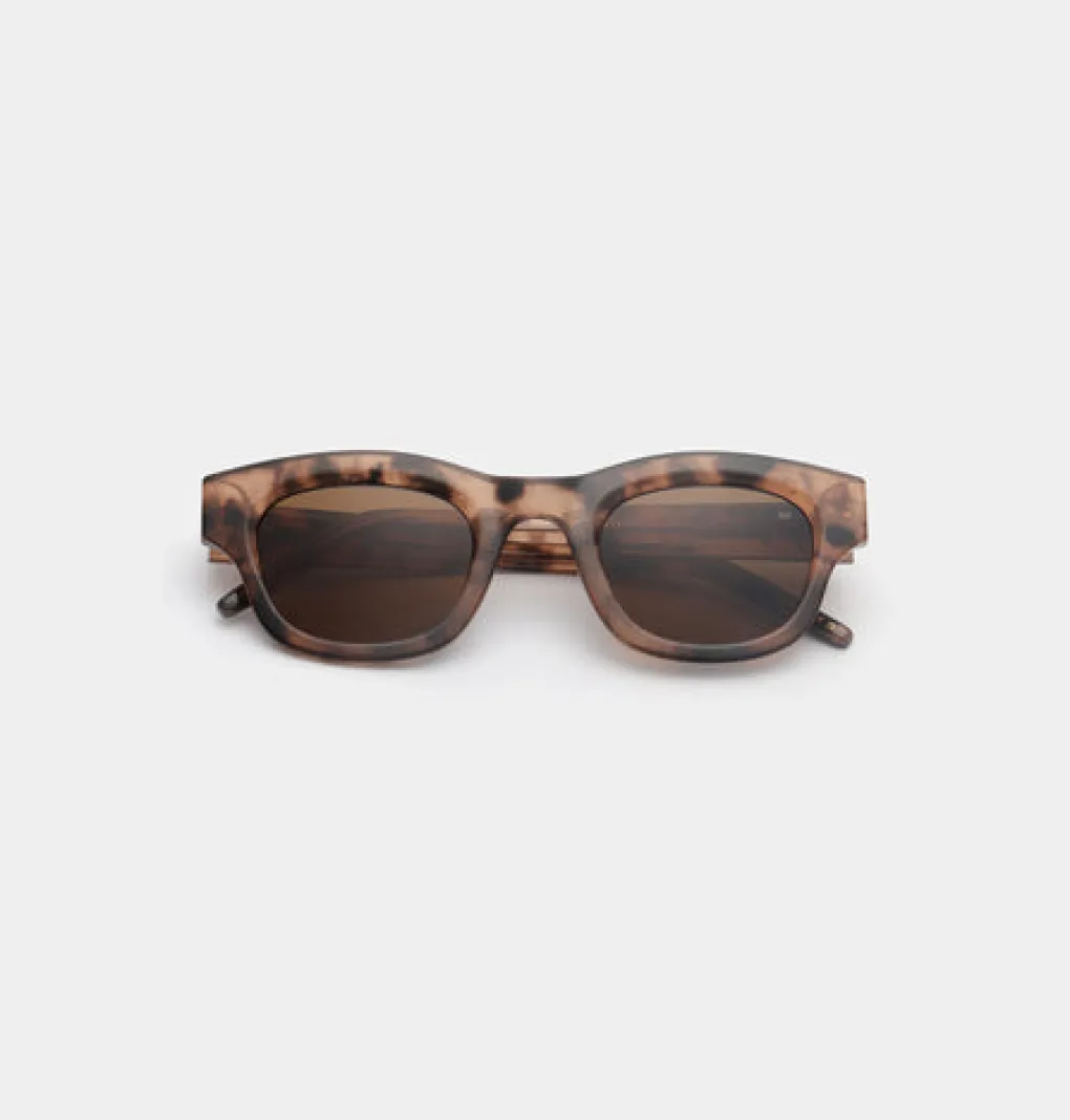 a_kjrbede_sonnenbrille_la_1-1.webp A. KJÆRBEDE Sonnenbrille Lane - Coquina