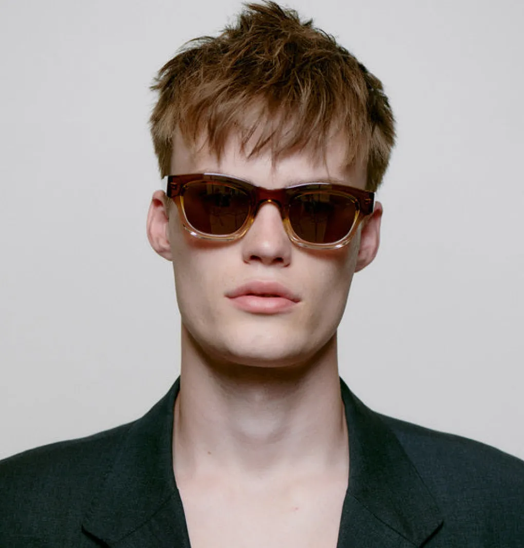 a_kjrbede_sonnenbrille_la_6-2.webp A. KJÆRBEDE Sonnenbrille Lane - Smoke /Champagne