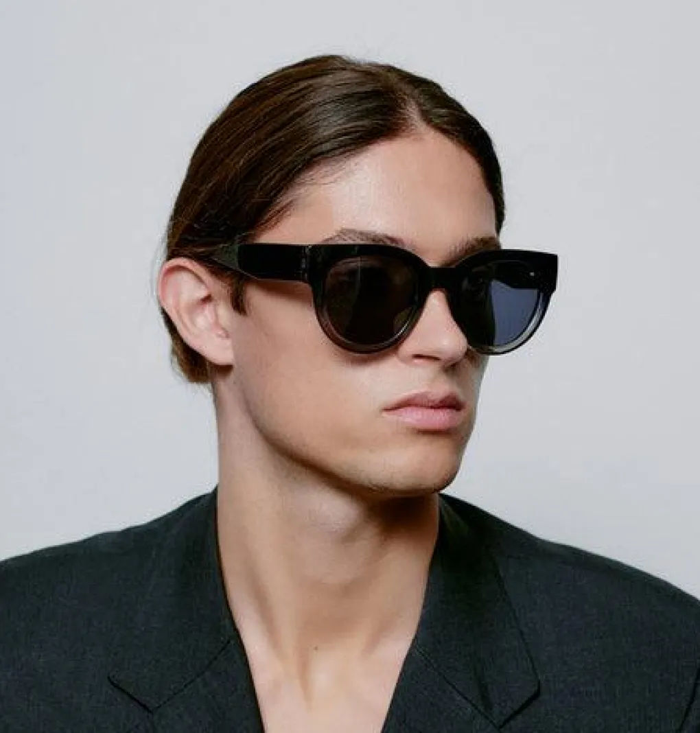 a_kjrbede_sonnenbrille_li_7-1.webp A. KJÆRBEDE Sonnenbrille Lilly - Black