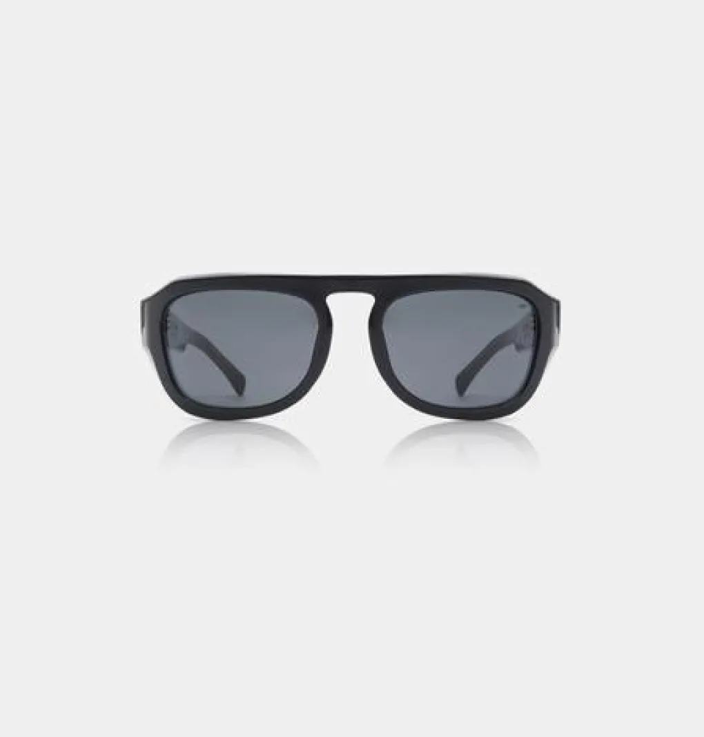a_kjrbede_sonnenbrille_ma_0-1.webp A. KJÆRBEDE Sonnenbrille Max - Black