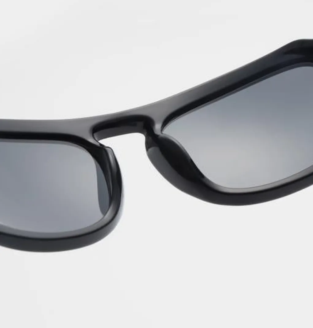 a_kjrbede_sonnenbrille_ma_3-1.webp A. KJÆRBEDE Sonnenbrille Max - Black