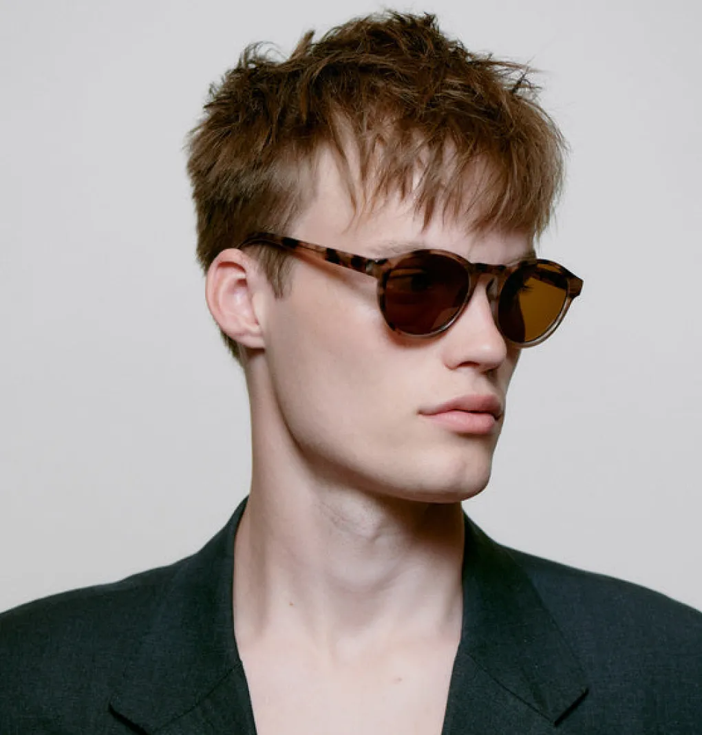 a_kjrbede_sonnenbrille_ma_6-2.webp A. KJÆRBEDE Sonnenbrille Marvin- Coquina