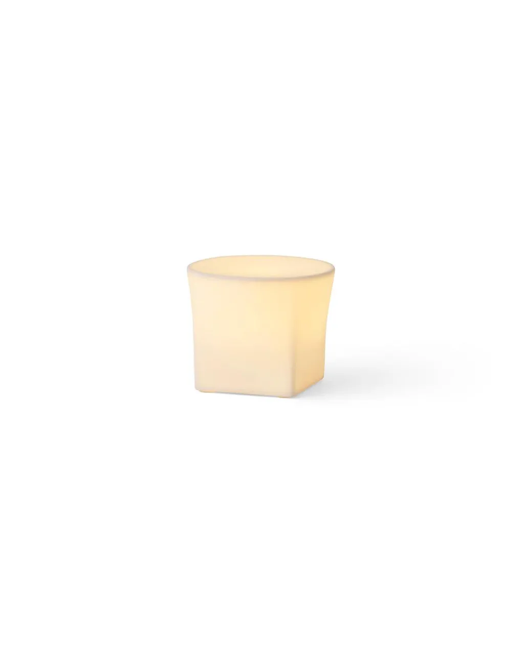 audo_copenhagen__menu_ign_0.webp Menu Audo Copenhagen / Ignus Flameless Candle H8