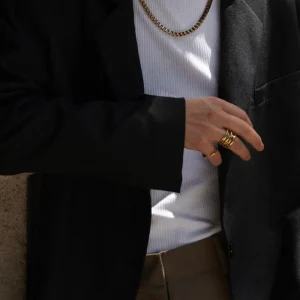 Bandhu Box chain necklace