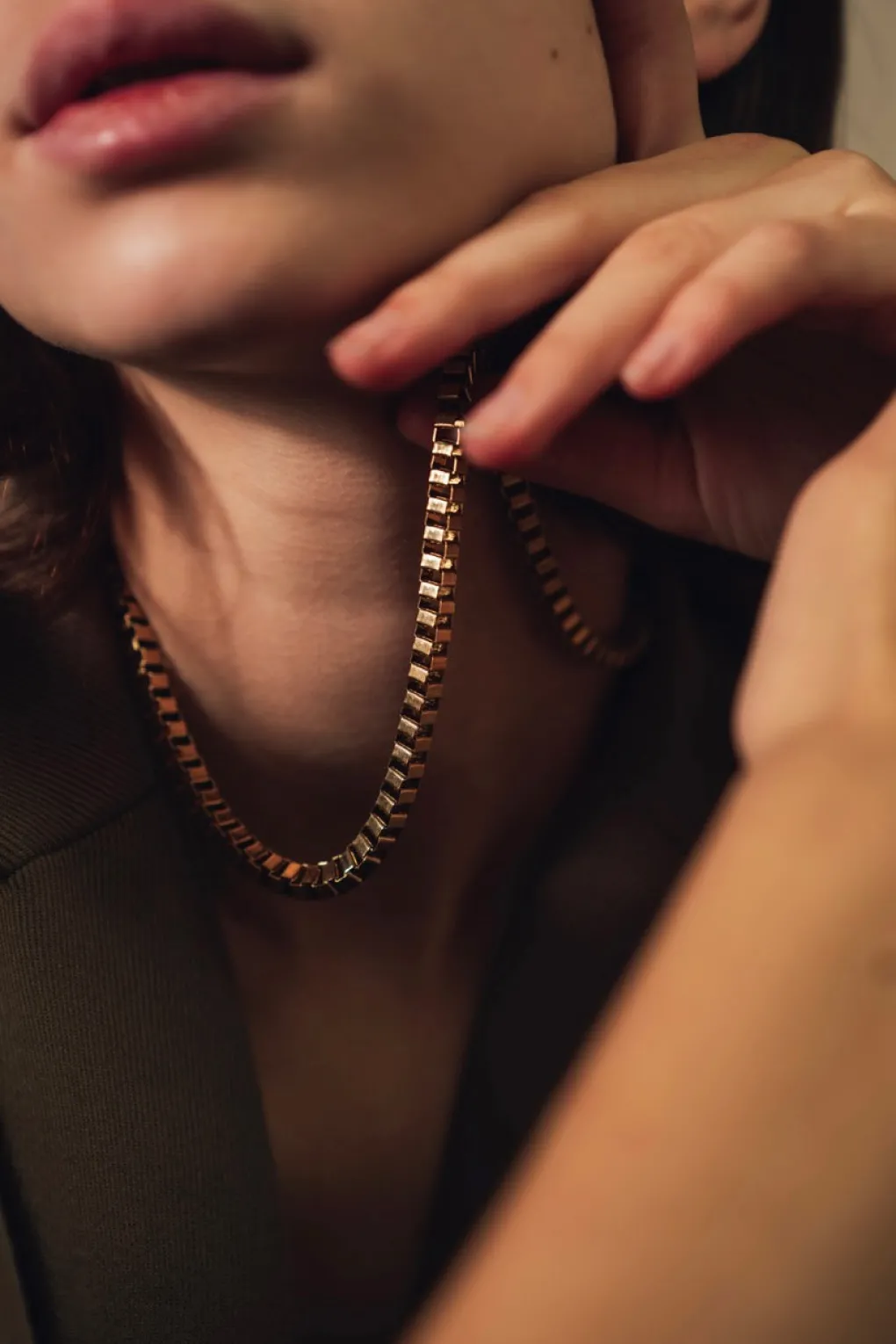 bandhu_box_chain_necklace_9.webp Bandhu Box chain necklace