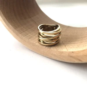 Bandhu Coil Ring