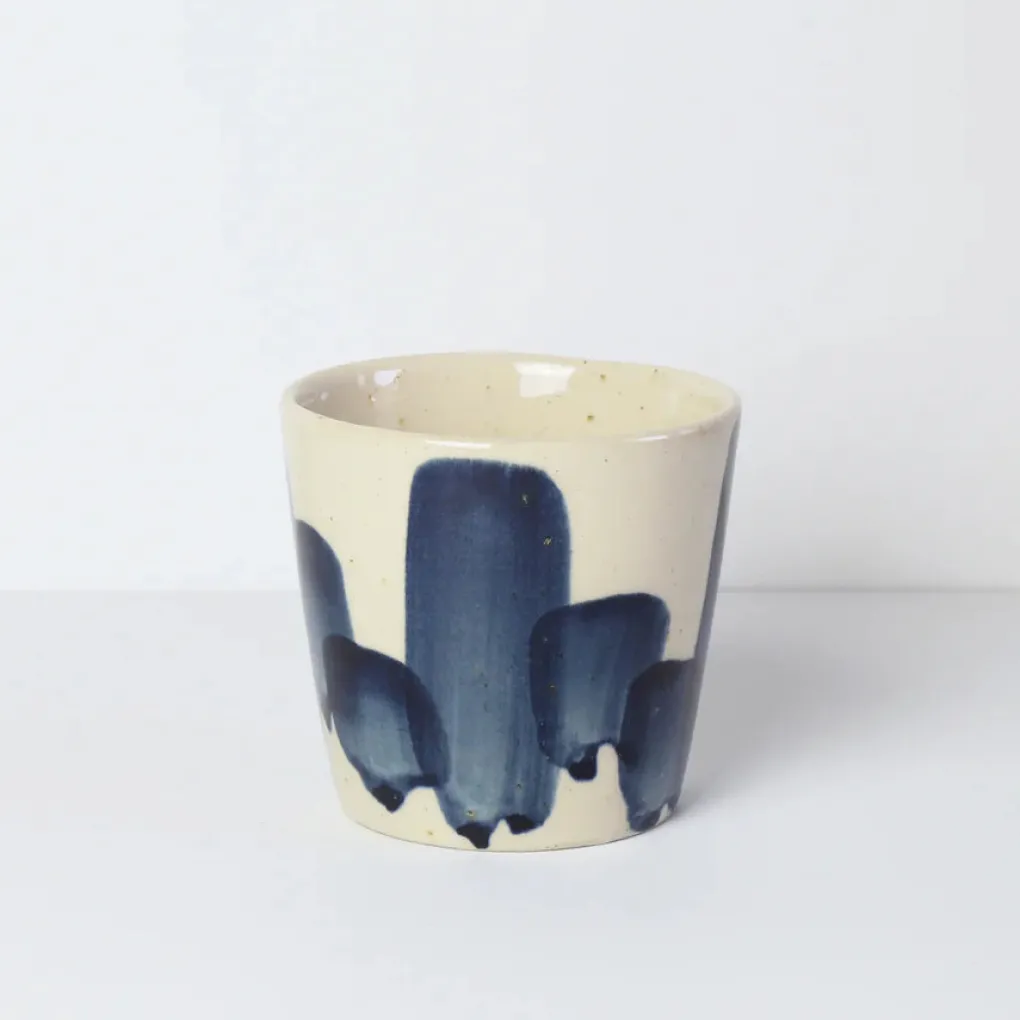 bornholms_keramikfabrik_o_0-5.webp Bornholms Keramikfabrik Original Cup Dusky Vertigo - 7 cm