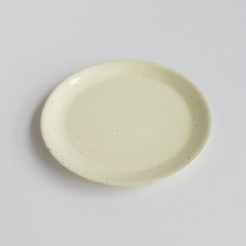 bornholms_keramikfabrik_s_1-4.webp Bornholms Keramikfabrik Small Plate lemonade - 17 cm