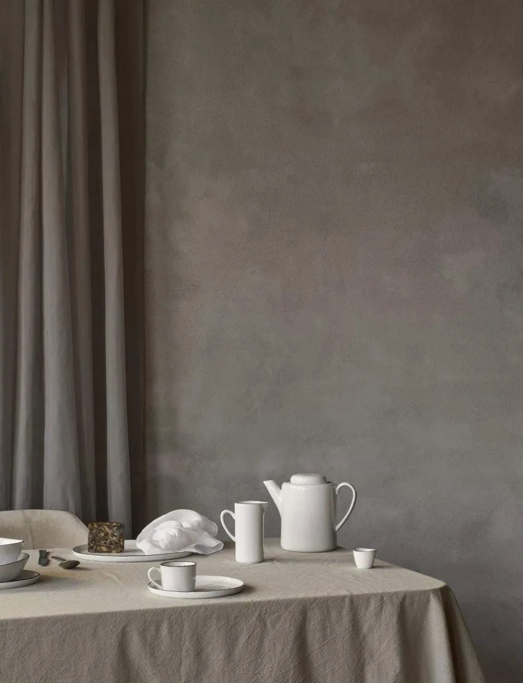 broste_copenhagen_tischde_1.webp Broste Copenhagen Tischdecke Baumwolle "Wille" 160x200cm - Simply Taupe