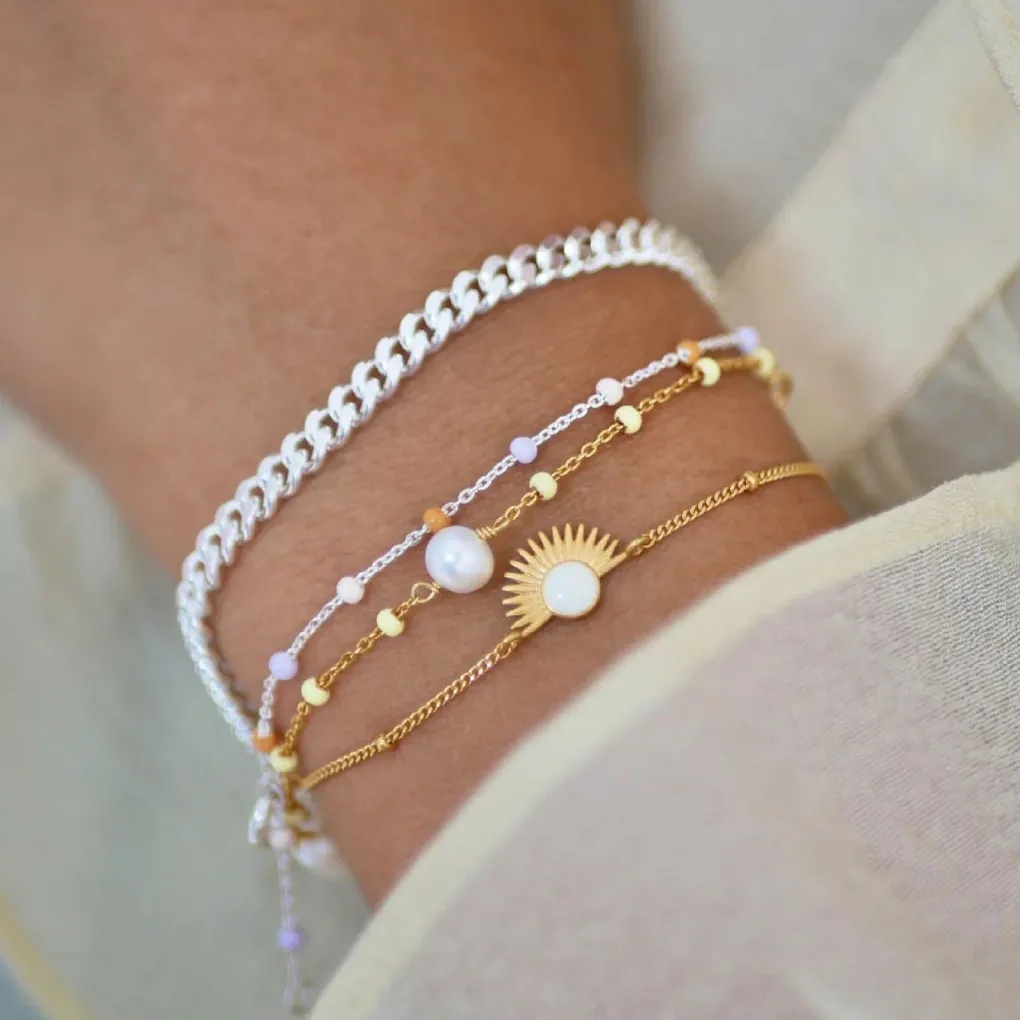 enamel_copenhagen_armband_1-3.webp Enamel Copenhagen Armband Lola Perlita - 18k vergoldetes 925er Sterlingsilber, Süßwasserperlen