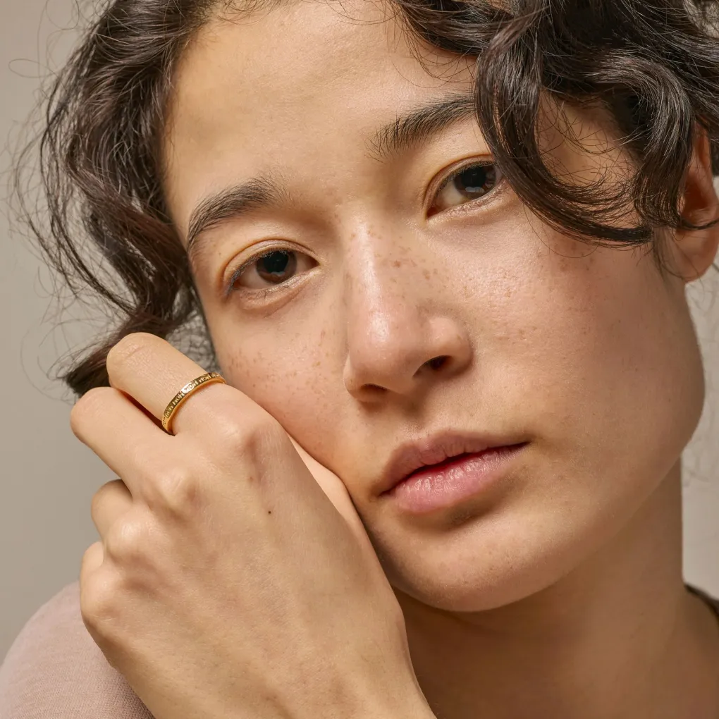 enamel_copenhagen_ring_mo_1.webp Enamel Copenhagen Ring Mom - 925er Sterlingsilber vergoldet