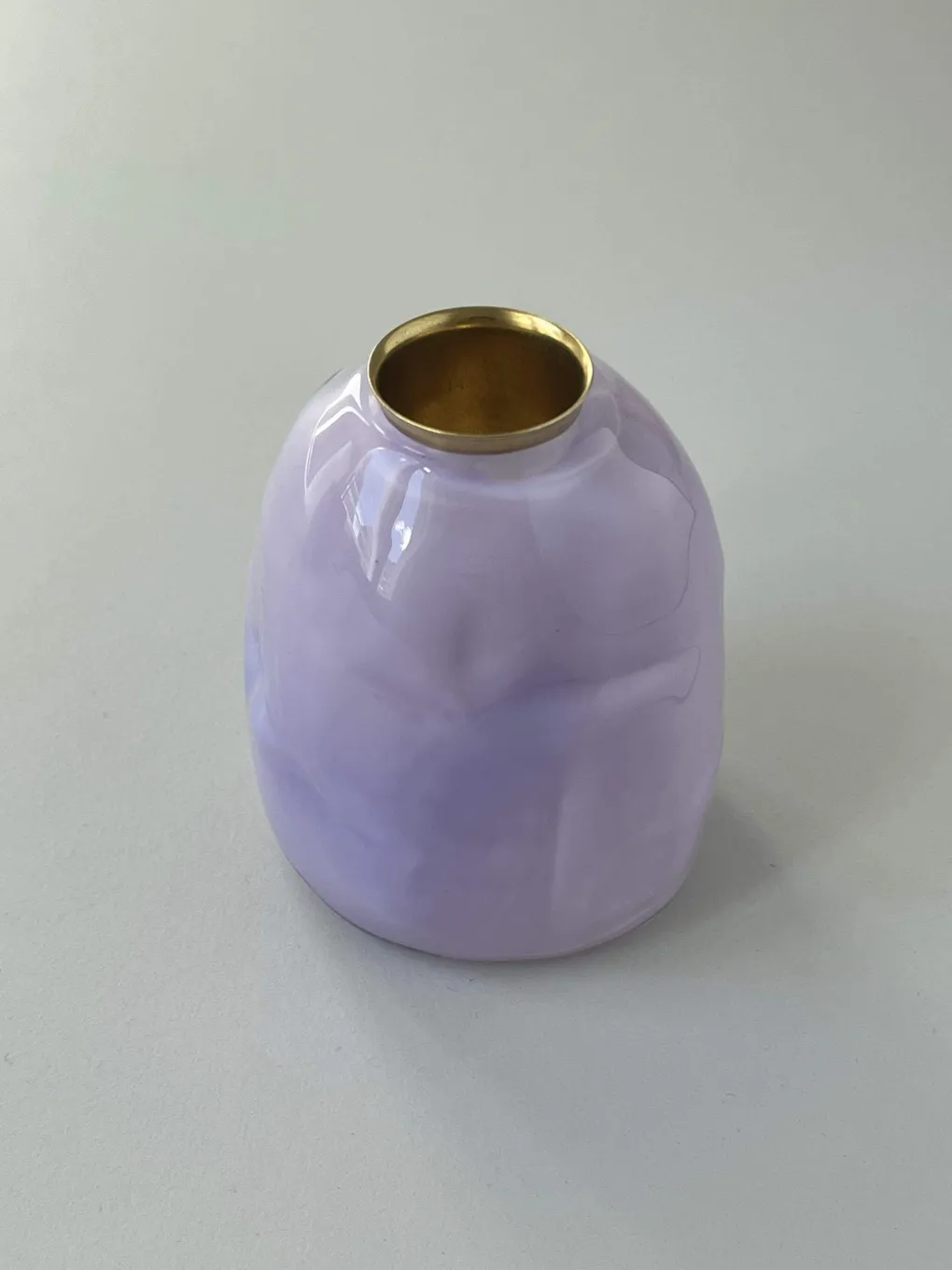 kerzenhalter_opalglas_lav_4.webp Glassblow DK Kerzenhalter Opalglas Lavender - rd. 8cm