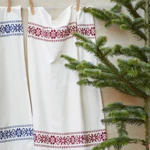 Madam Stoltz Embroidered kitchen towel blue - 45 x 70 cm