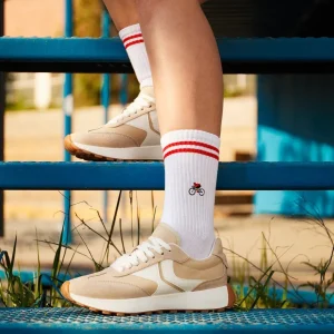 Natural Vibes Bicycle Bio Socken - Weiße Tennissocken mit Radfahrer