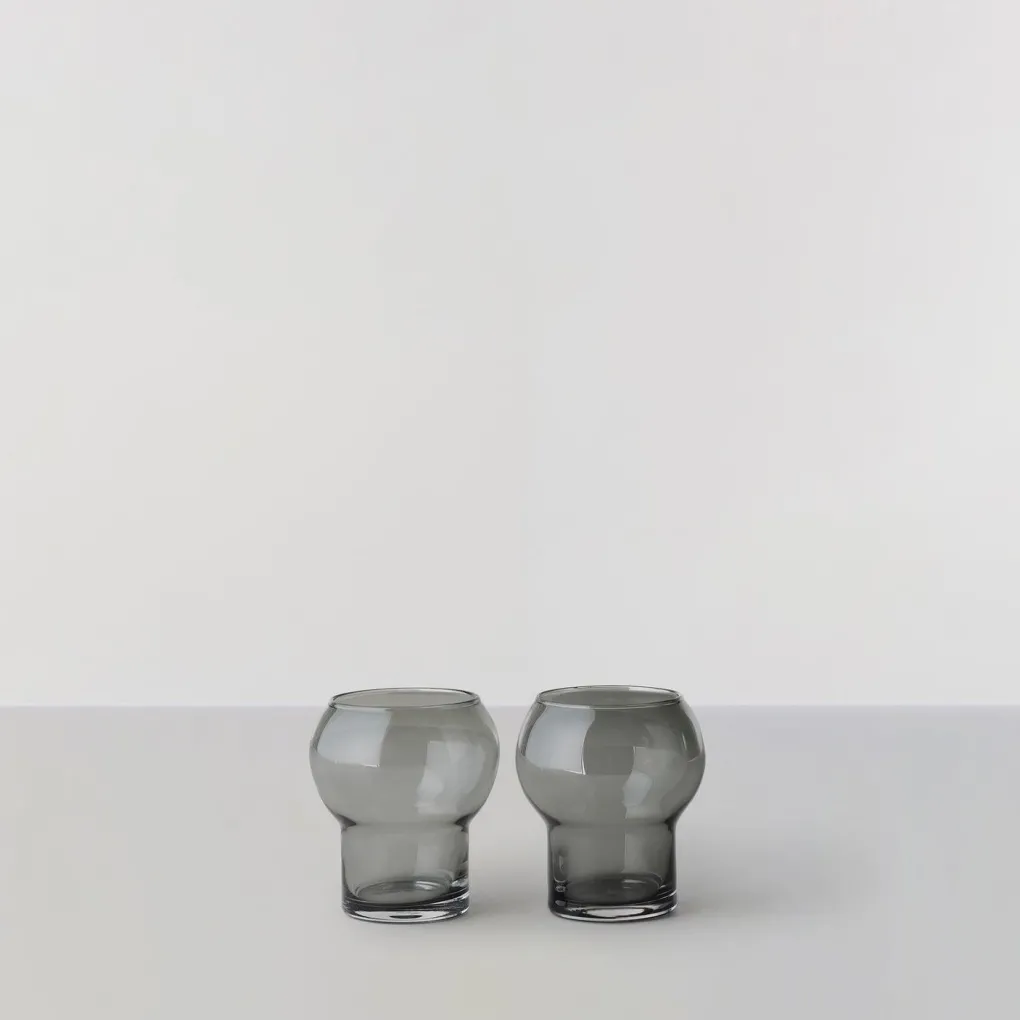ro_collection_trinkglser__1.webp RO Collection Trinkgläser 2er-Set - Smoked grey