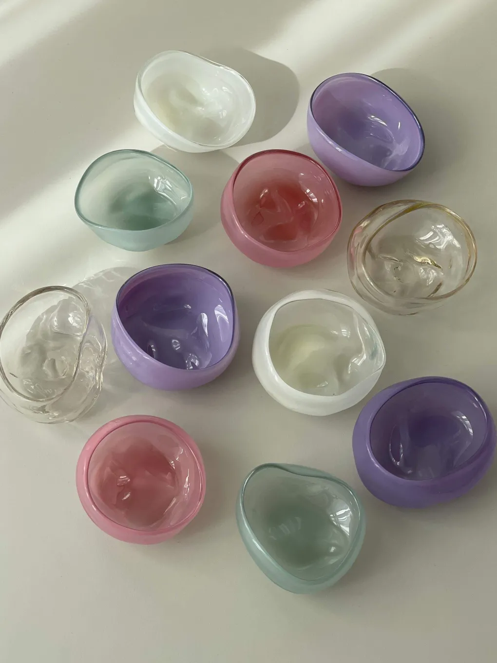 schale_opalglas_champagne_13.webp Glassblow DK Schale Opalglas Champagner klein - rd. 8cm