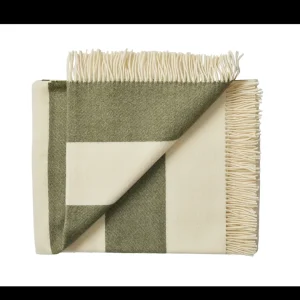 Silkeborg Uld spinderi The Sweater green - 130x190 cm
