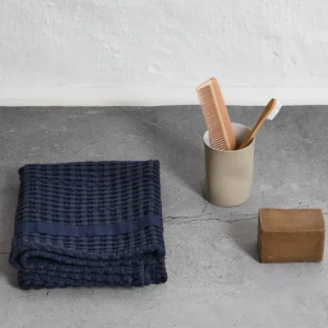 The Organic Company Big Waffle Handtuch dark blue - 50x75cm